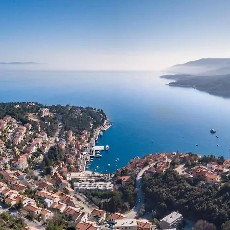Chantal - Rac150 By Interhome * Rabac